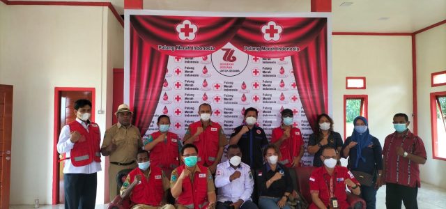 PMI Papua Barat Serahkan SK Pengurus PMI Kabupaten Sorong dan Terima Oxygen Concetartor