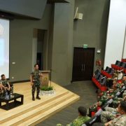 Panglima TNI Bagikan Pengalaman 35 Tahun Mengabdi di Militer