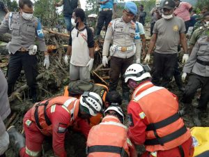 Freeport Lanjutkan Bantuan untuk Korban Banjir di Sentani Papua