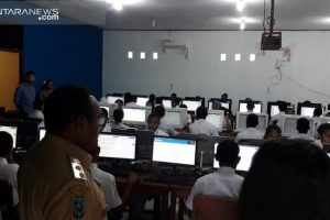 UNBK di SMAN 01 Wondama Dilaksanakan Bergiliran