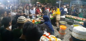 Masjid Ridwanul Bahri Manokwari Buka Dapur Ramadan Berkah , Sajikan 500 Porsi Menu Berbuka Puasa
