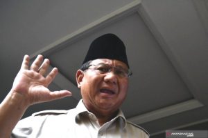 Prabowo Minta Pendukungnya Akhiri Aksi