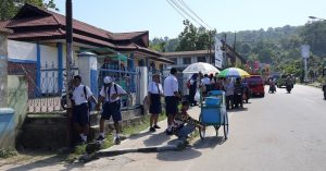 Feature: Hari Pertama Masuk Sekolah, Datang Pagi, Seragam Serba Baru