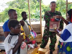 Membantu Sesama, Babinsa Warmare Jalin Tali Kasih dengan Warga Binaan