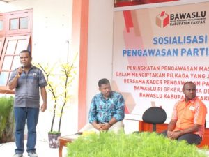 Hasilkan Pilkada Berintegritas, Bawaslu Fakfak Gelar Sosialisasi Pengawasan Partisipatif Gandeng Kaum Perempuan