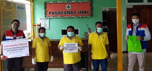 Pertamina Peduli Serahkan Bantuan Pencegahan COVID-19 di Jayapura