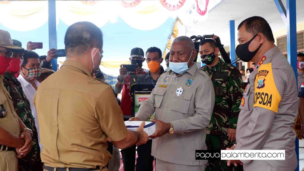 Dukung Ketahanan Pangan, Kesehatan dan Kamtibmas, Gubernur Papua Barat Resmikan Manu Yaba Nonti Aimasi