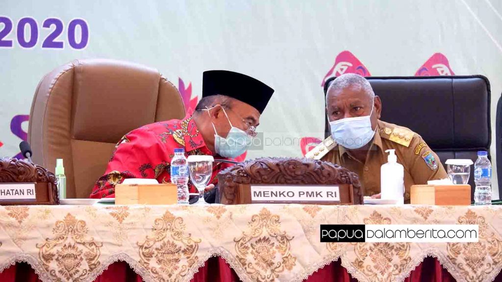 HIndari COVID Mati Kelaparan, Keluar Diancam COVID, Menko  PMK: Pilihannya Protokol Kesehatan