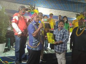 Petrus Kasihiw : Barisan Sakit Hati Yang Bilang Tidak Ada Pembangunan