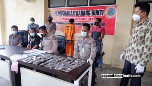 Polda Papua Barat Musnahkan Ganja Hasil Operasi Ditresnarkoba