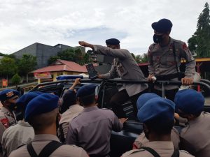 Tadi Pagi, Brimob Polda Papua Barat Latihan Penggunaan Pelontar Gas Air Mata