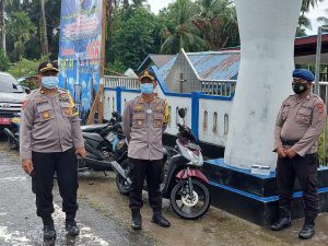 Kapolres Wondama Pimpin Pengamanan Ibadah Peringatan Injil Masuk Papua