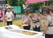 Polda Papua Barat Ziarah dan Tabur Bunga di TMP Manokwari