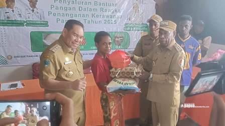 Bupati dan Wakil Bupati Fakfak