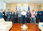 Gubernur Papua Dukung Persipura Main Malam di Stadion Lukas Enembe