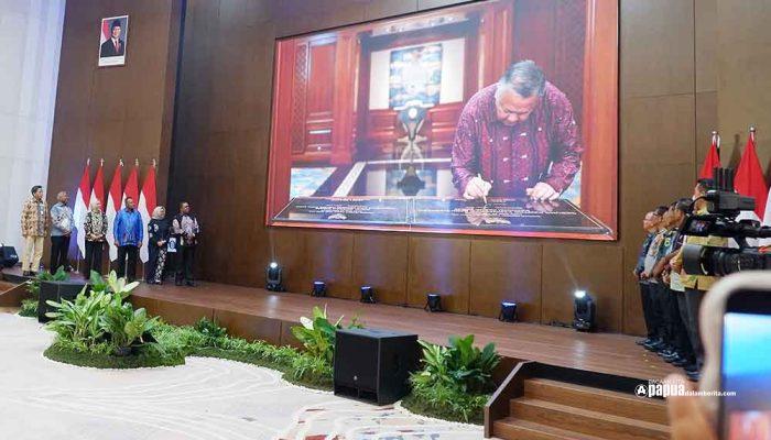 Gubernur BI Resmikan Gedung Kantor dan Rumah Dinas BI Papua Barat di Manokwari