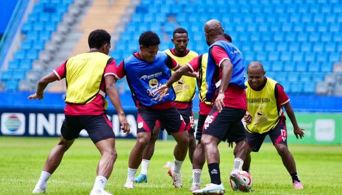 Persipura Bawa 23 Pemain ke Palu, Laga Krusial untuk Peluang Promosi