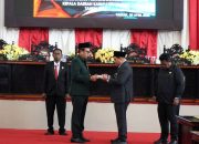 Sampaikan LKPJ 2025, Bupati Fakfak Paparkan Kenaikan PAD hingga 48 Persen