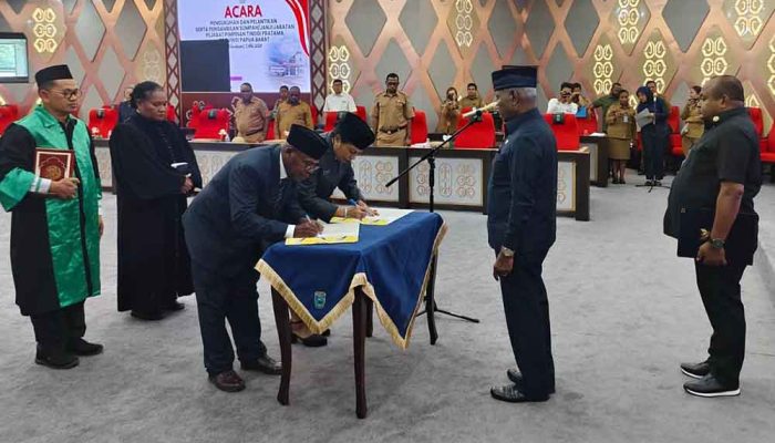 Gubernur Lantik 2 Pejabat Tinggi Pratama, Tekankan Integritas dan Prioritas Pembangunan