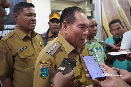 Bupati Fakfak