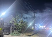 Dua Bulan Dikepung Asap TPA, Warga Masiepi dan Sowi Tagih Tindakan Pemkab Manokwari
