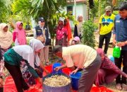 Harga Pupuk Tembus Rp1,5 Juta, TEP Unhas Latih Petani Saharey Produksi Pupuk Mandiri