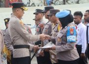 Ukir Prestasi Olahraga hingga Jinakkan Karhutla, Belasan Personel Polres Fakfak Terima Penghargaan