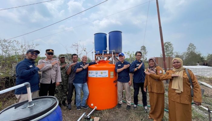 Air Sumur Berbau Karat, Tim Ekspedisi Patriot Unpad Bangun Instalasi Pengolahan Air di Fakfak