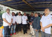 Gubernur Dominggus Mandacan Bantu Mahasiswa Yahukimo
