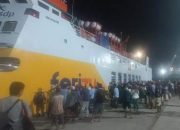 Kabut Asap Lumpuhkan Penerbangan Fakfak-Sorong, Ratusan Penumpang Beralih ke KMV Kalabia