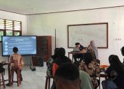 TEP Unhas Perkuat Jejaring Pemasaran Pelaku Usaha Kampung Weri dan Saharey melalui Bimtek